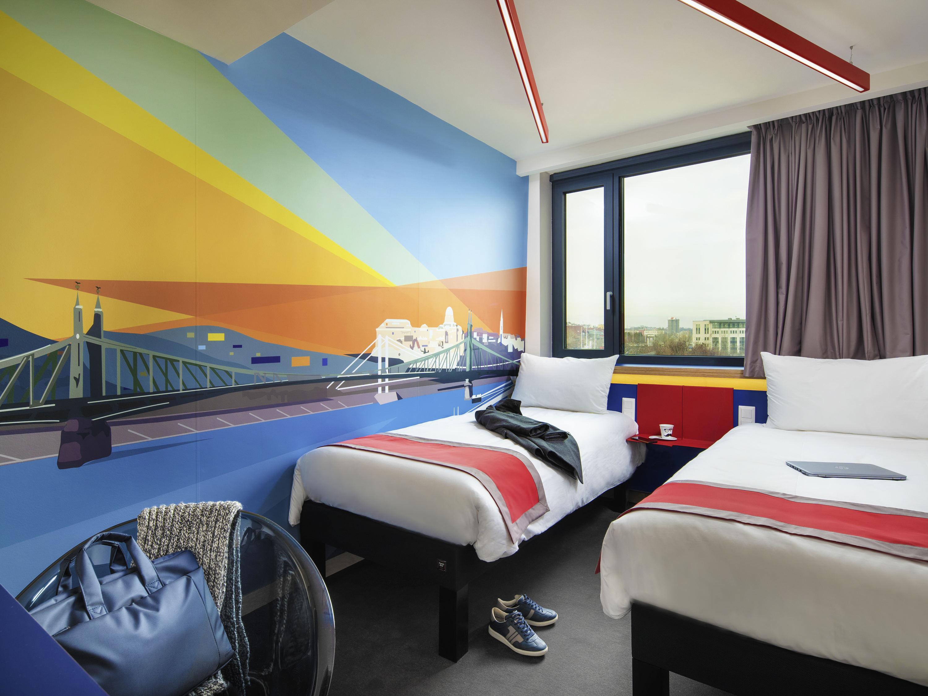 Ibis Styles Citywest Hotell