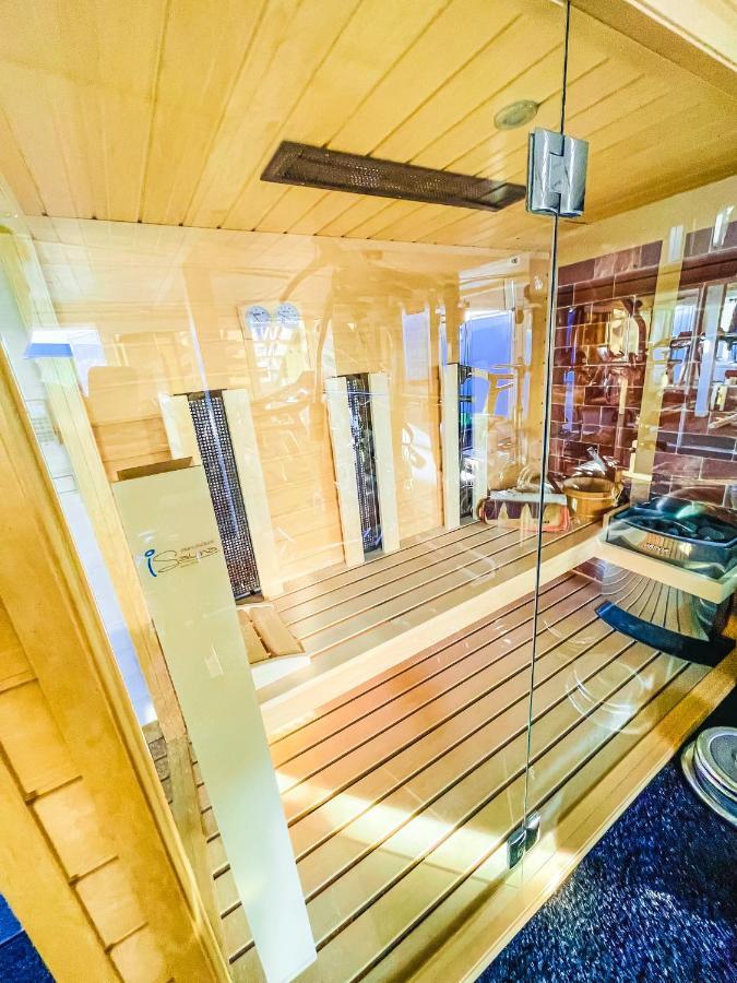 Apartman Skygarden - Luxury Penthouse With Private Jakuzzi Gym Sauna Budapest