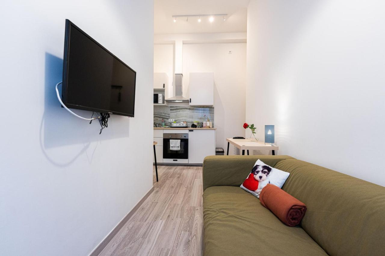 King Seventeen Homes