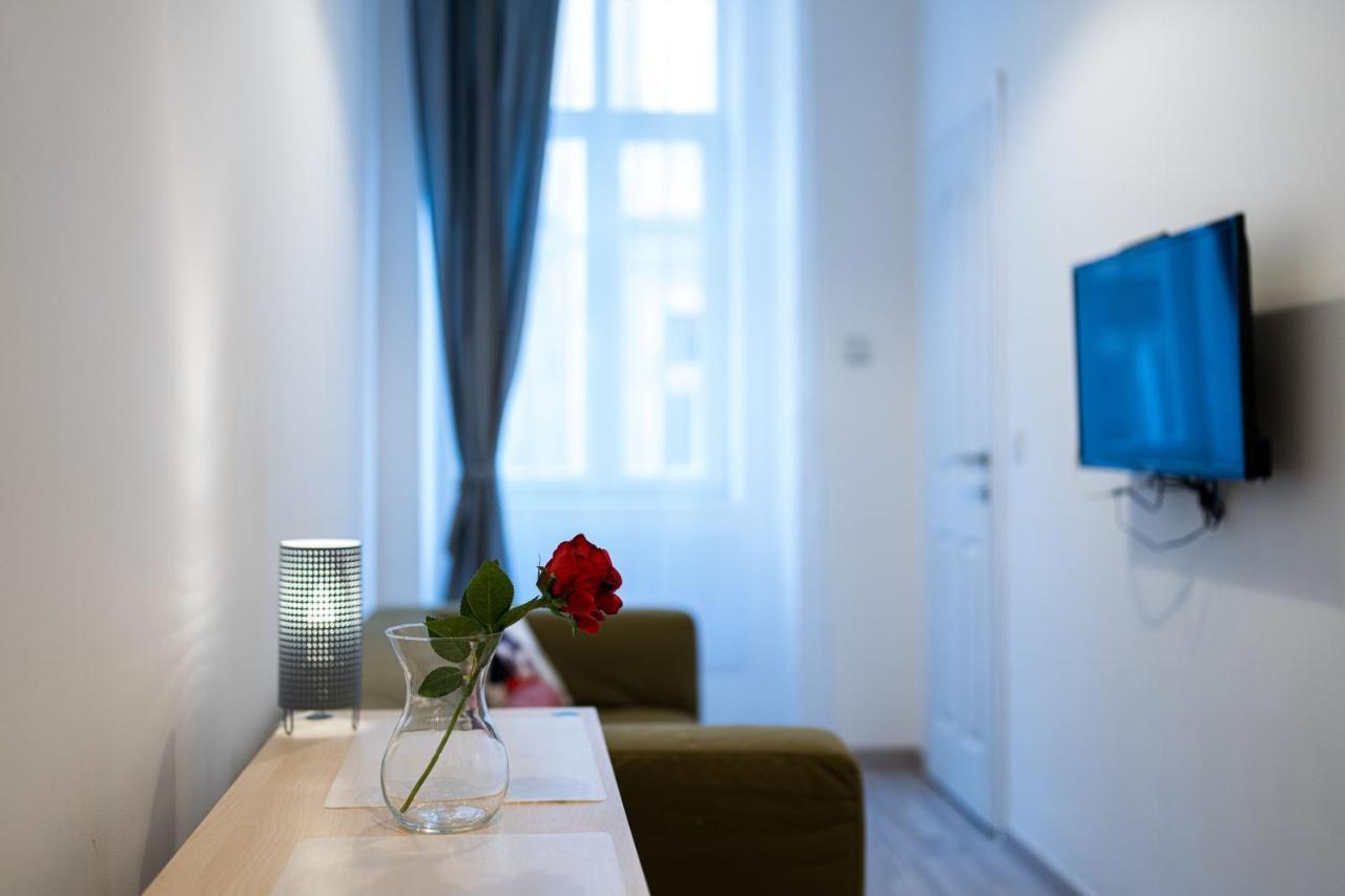 King Seventeen Homes Apartamento