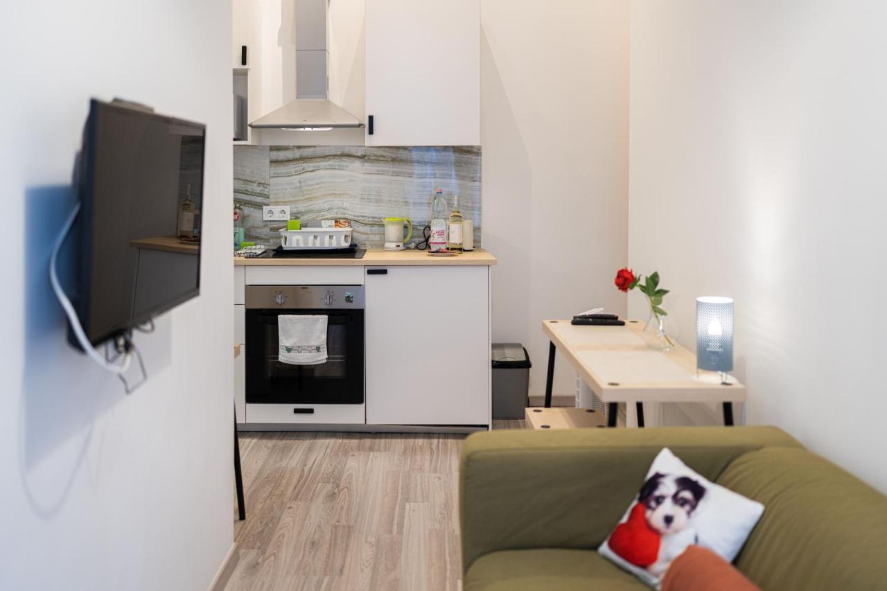 King Seventeen Homes * Budapest