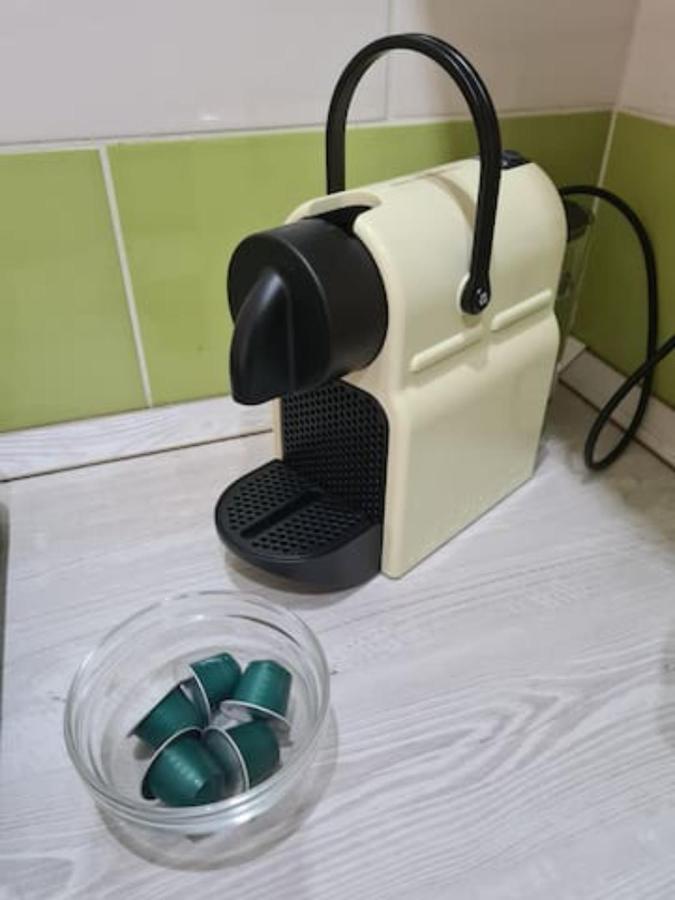 Kert Kapcsolatos Lakás Privát Parkolóval *