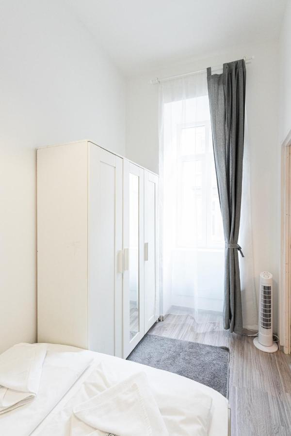 King Seventeen Homes