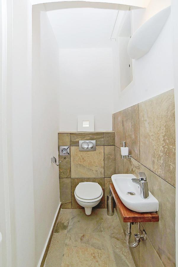 Beautiful 3 Bedroom In 7th District Apartamento *