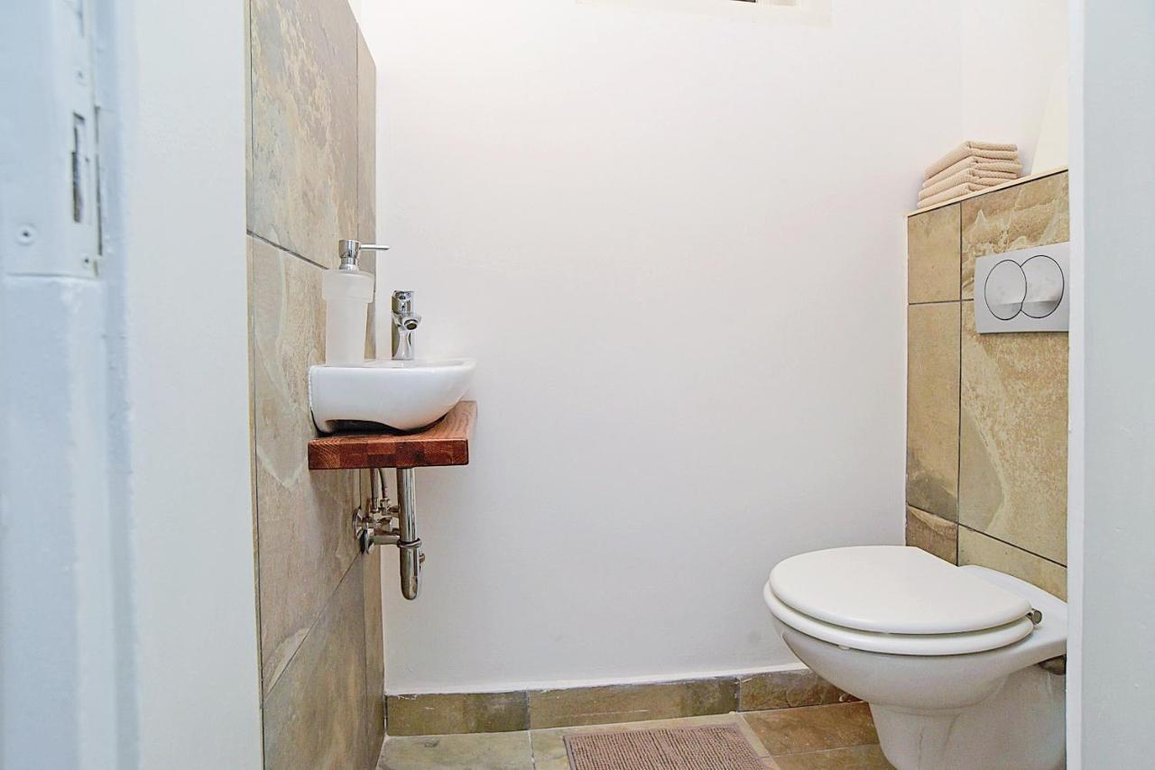 Beautiful 3 Bedroom In 7th District Apartamento *