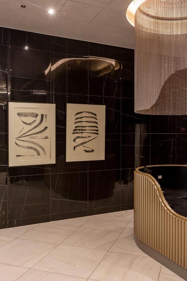 Emerald Luxury Downtown With Free Sauna & Gym Apartahotel *