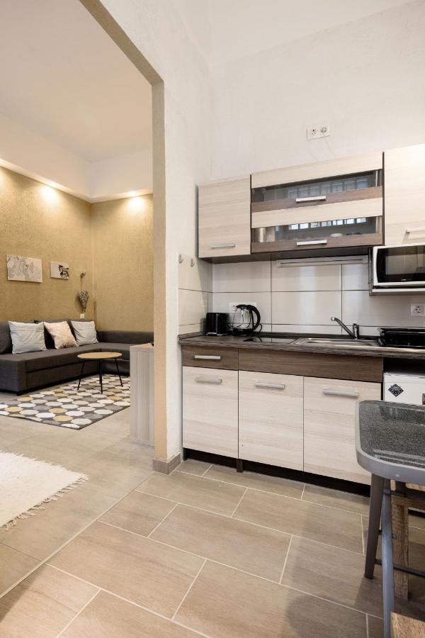 Appartamento Akácfa 27-1 Center With Aircon *