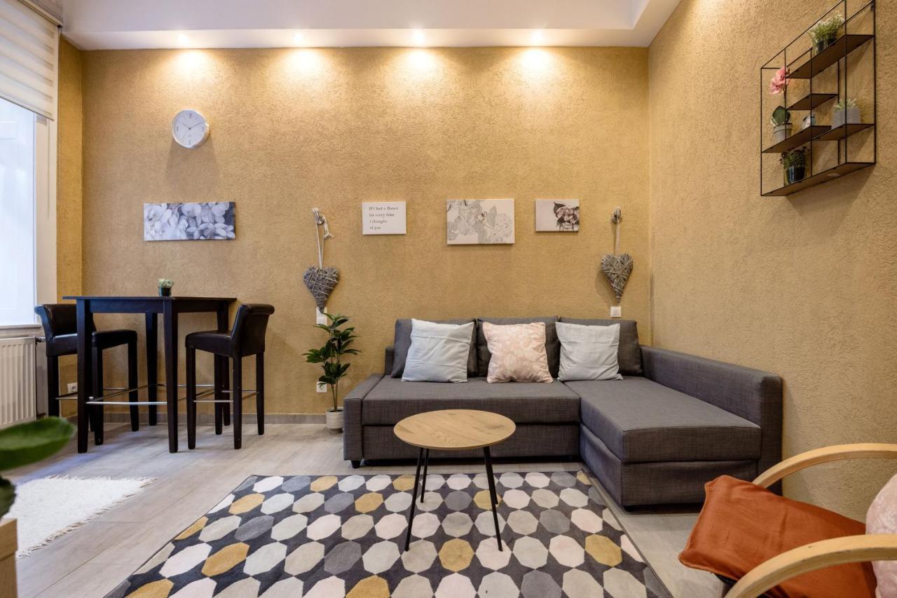 Akacfa 27-1 Center With Aircon Appartement