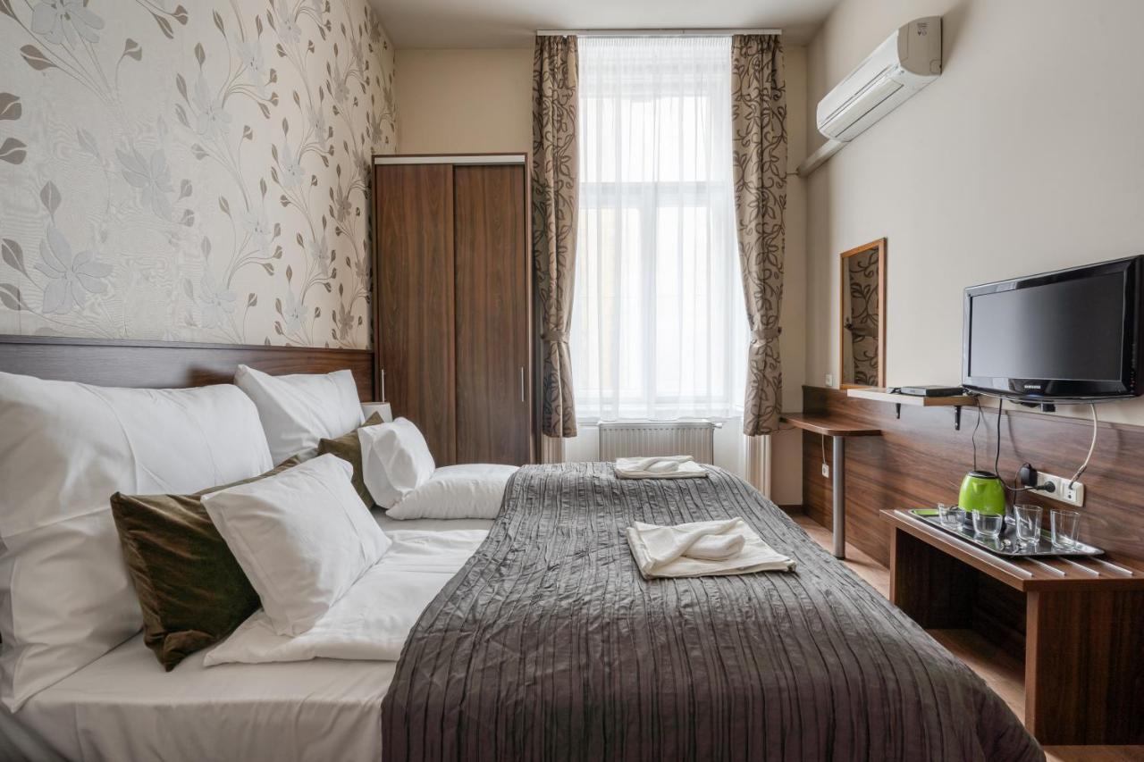Elit Boutique Rooms- Location by bqa *