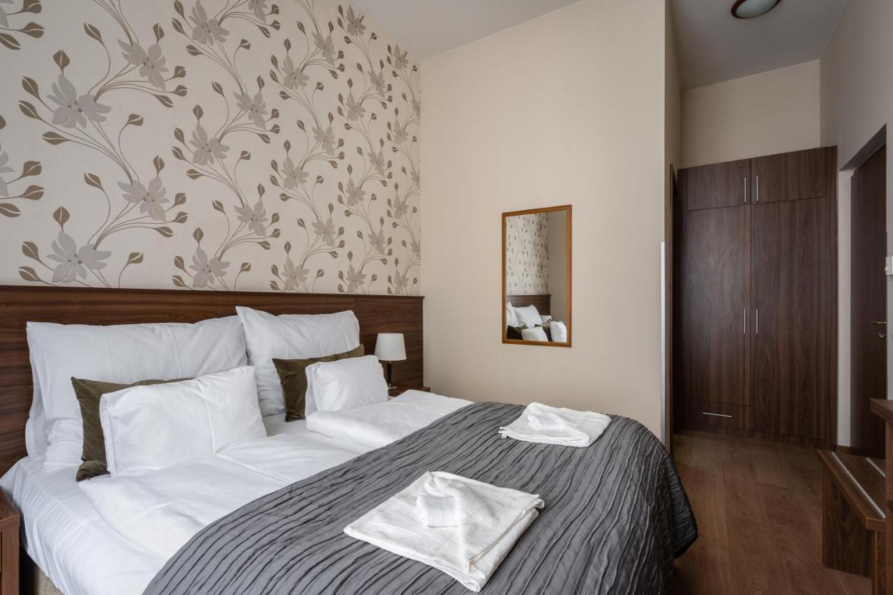Elit Boutique Rooms- Location by bqa Budapest