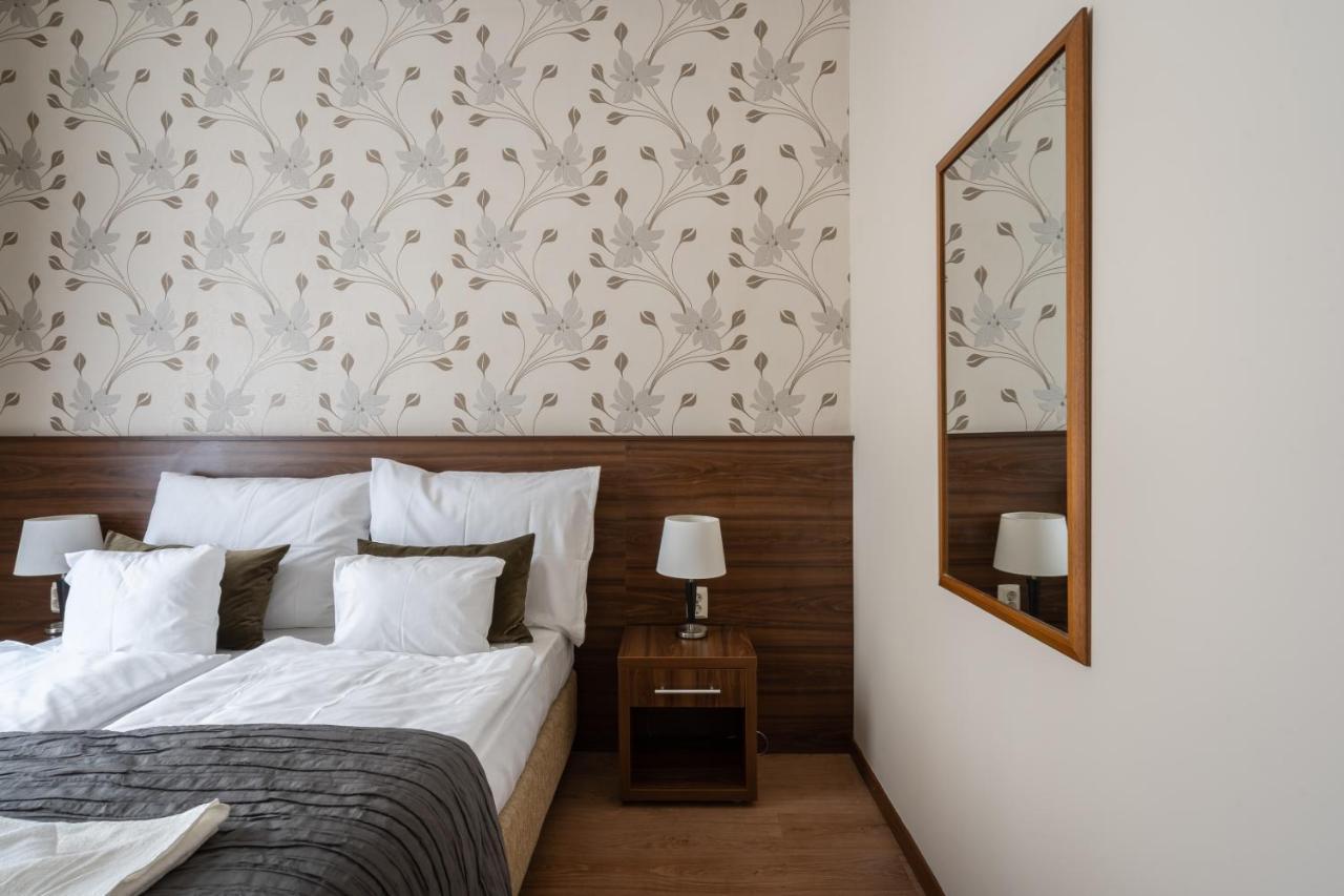 Elit Boutique Rooms- Location by bqa