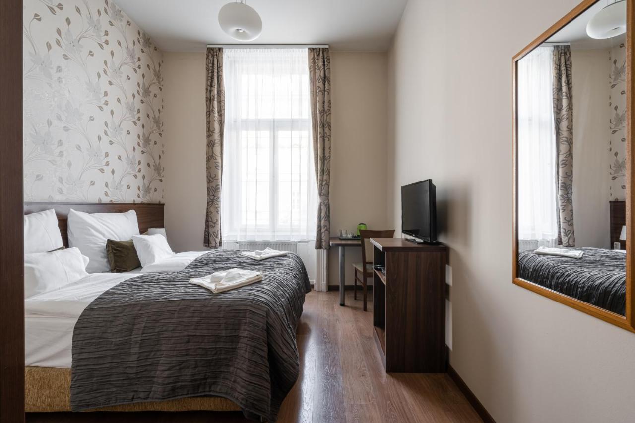 Elit Boutique Rooms- Location by bqa * Budapest