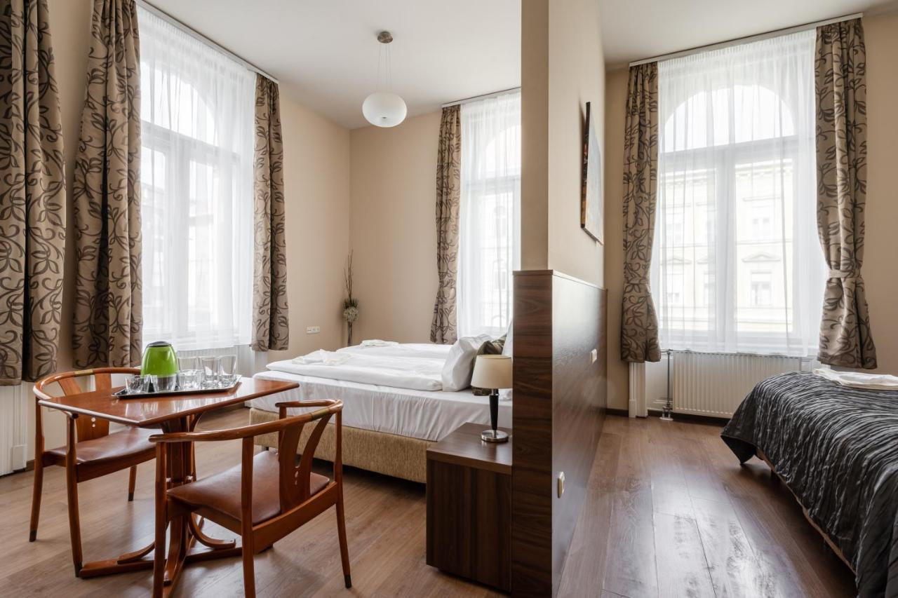 Elit Boutique Rooms- Location by bqa * Budapest