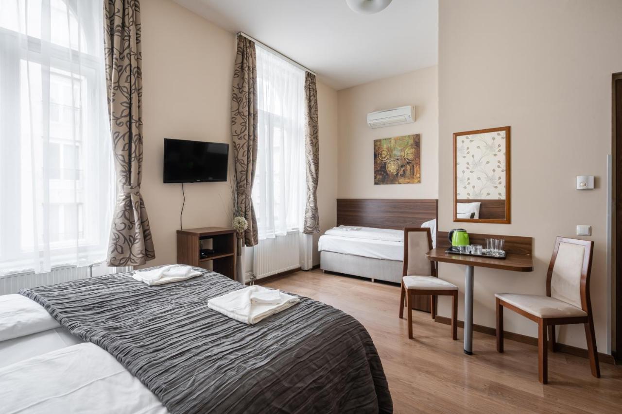 Elit Boutique Rooms- Location by bqa Budapest