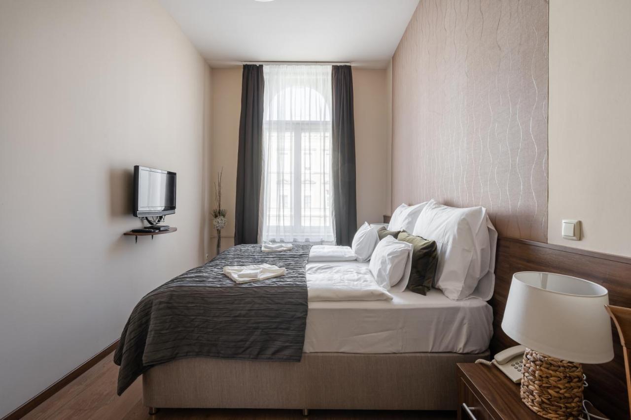 Elit Boutique Rooms- Location by bqa * Budapest
