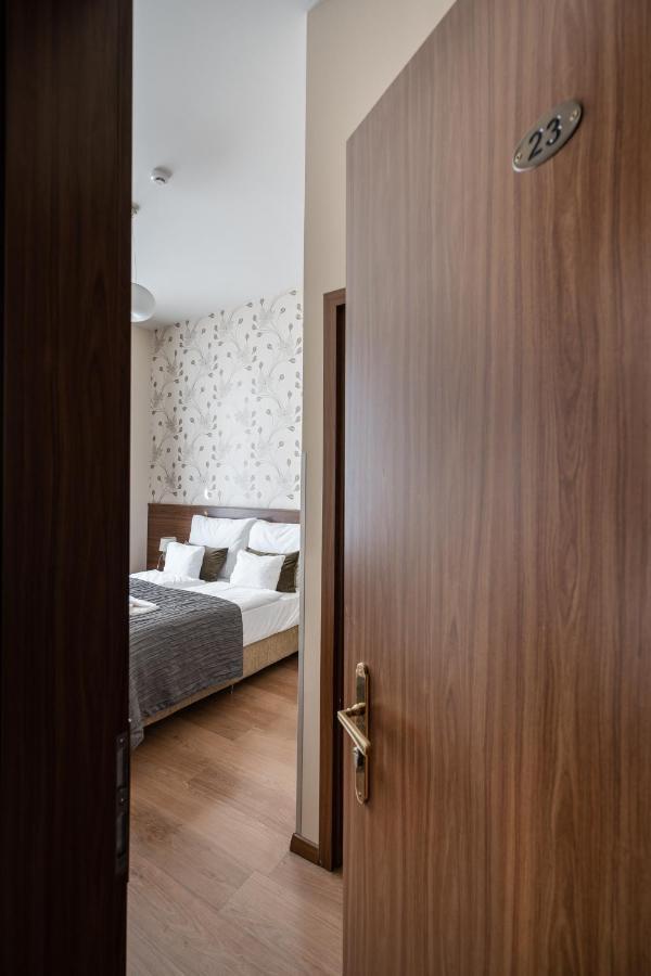 Elit Boutique Rooms- Location by bqa Budapest