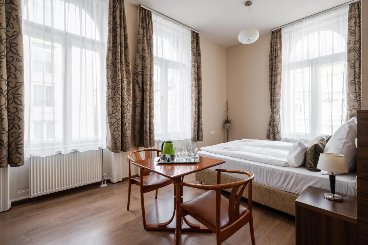 Elit Boutique Rooms- Location by bqa Budapest