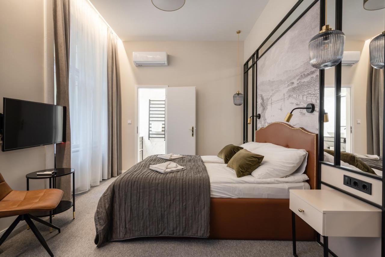 Hotel Astoria Boutique Suites- Location By Bqa