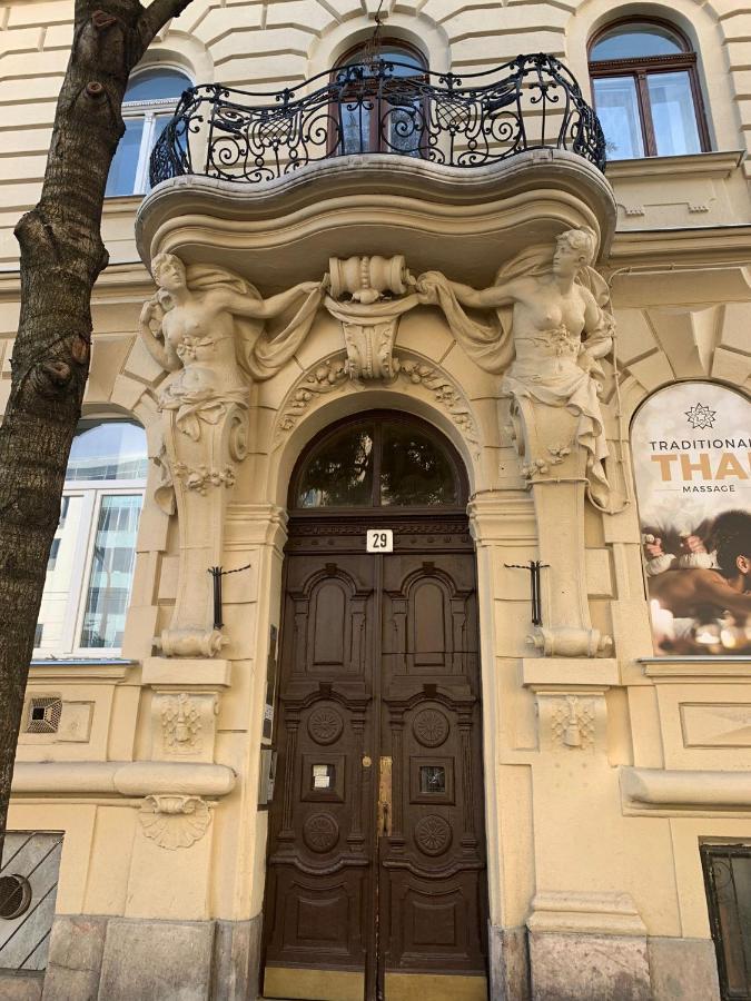 Anna 2 Bedrooms 2 Bathrooms 6 Bikes * Budapest
