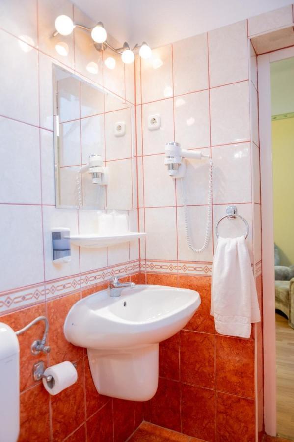 Bed & Breakfast Manzard Panzio 3*