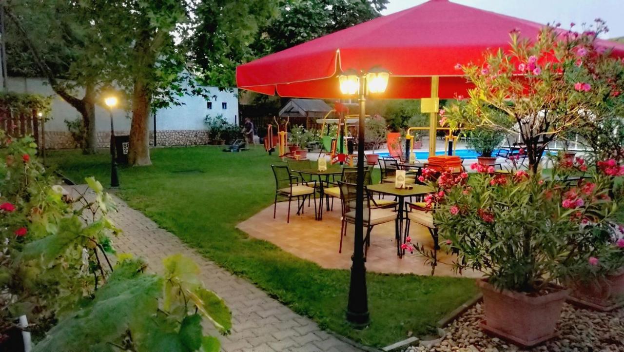 Bed & Breakfast Manzard Panzio 3*