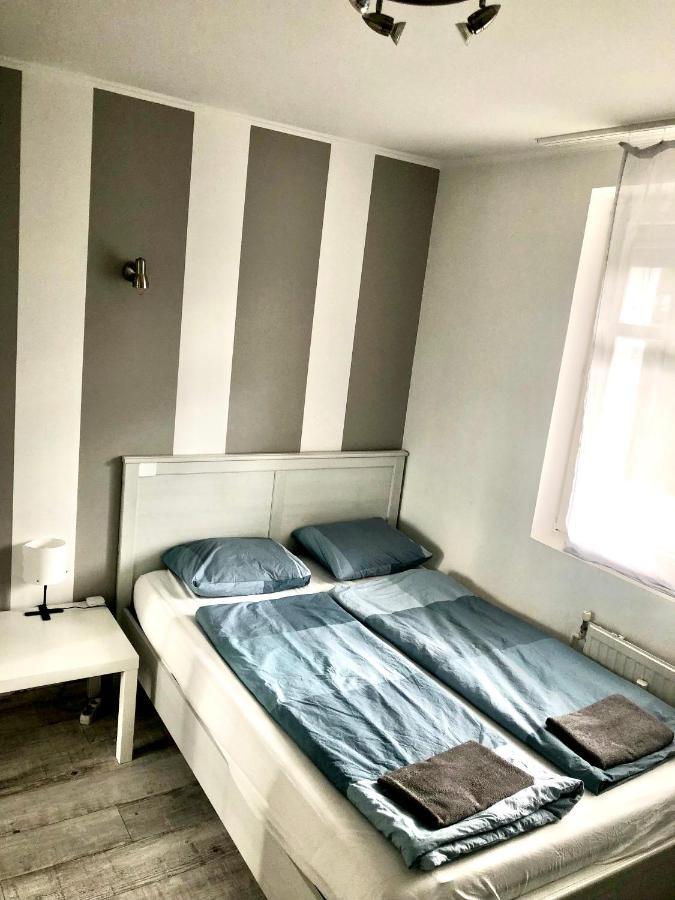 Bright, Spacious 3 Bedroom, Garage *