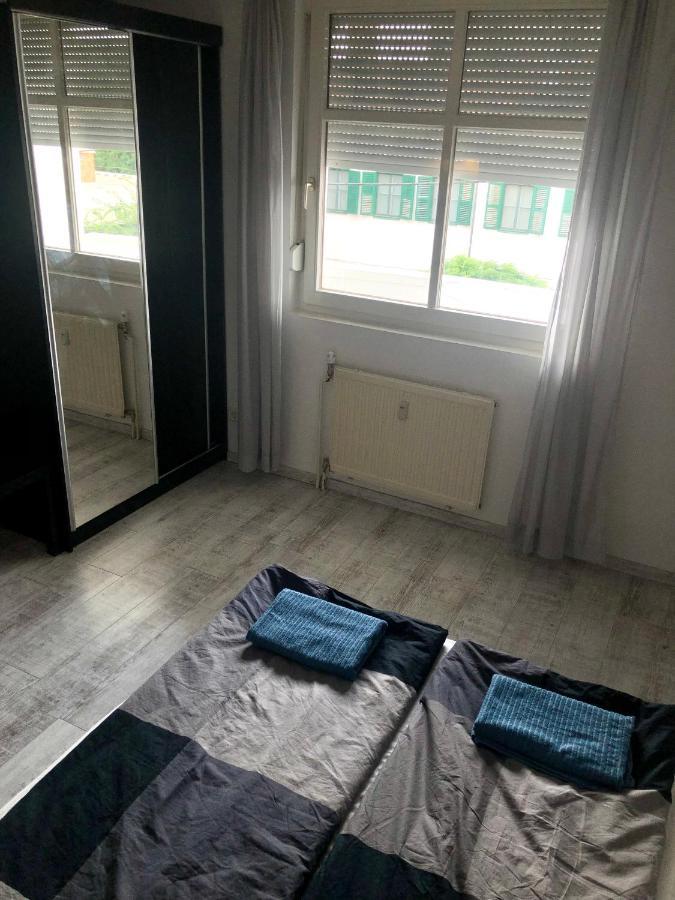 Bright, Spacious 3 Bedroom, Garage *