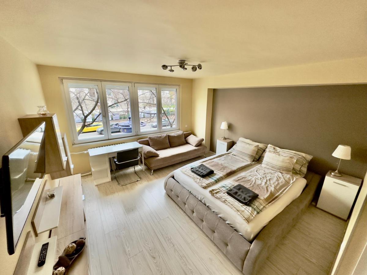 Brand New In The Center Apartment Budapest