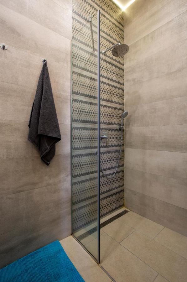 Apartment Luxury Quentin 3 Bedrm, 2 Bathrm *