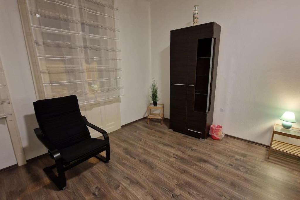 Perfect Located Flat With Gametable Apartmán
