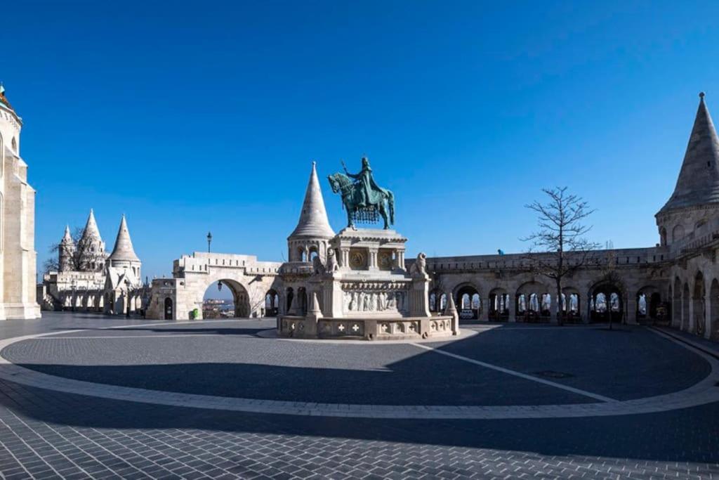 Raday Street, Spacious, Modern * Budapest