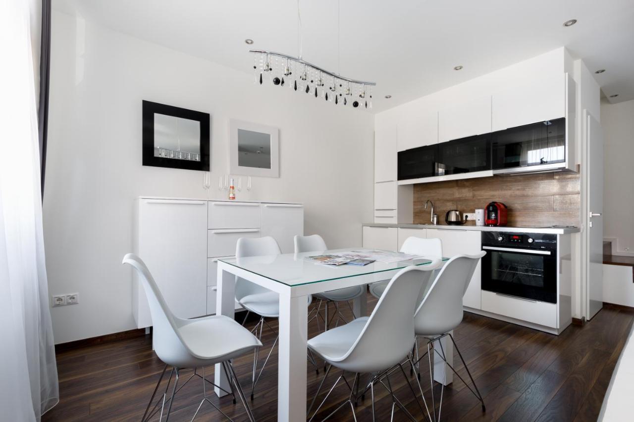 Lejlighed Square 2 Bedrooms - Michaelides Voeroesmarty Square Residences *