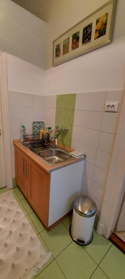 Apartment Raday Street - Your Own Ruin Pub In *