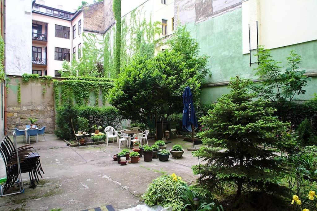 Raday Street - Your Own Ruin Pub In Lejlighed Budapest
