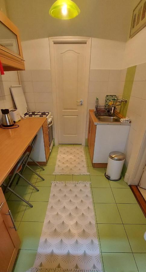 Apartment Raday Street - Your Own Ruin Pub In Budapest