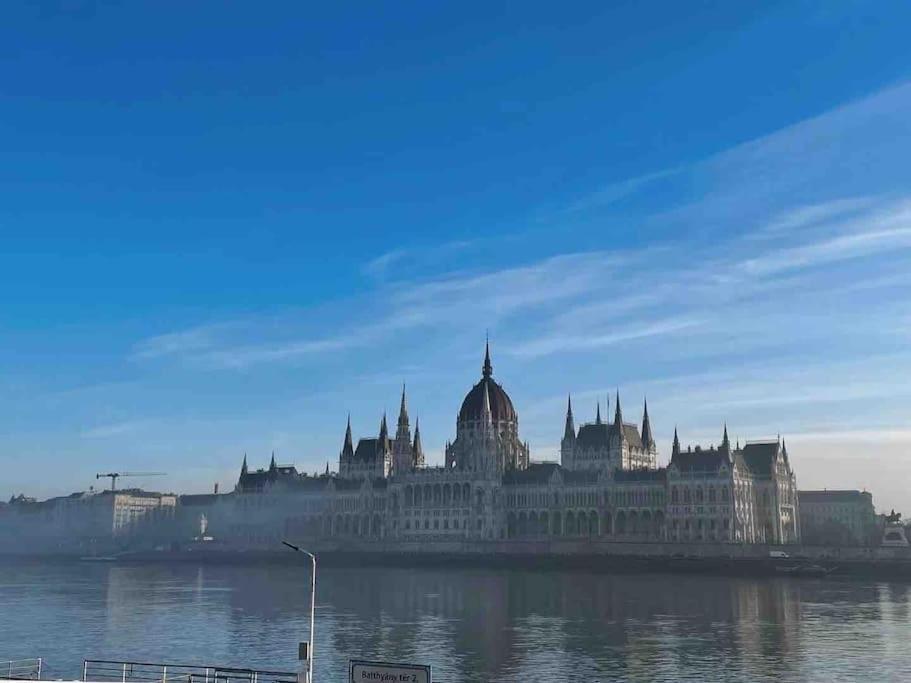 Buda Castle Charming 2 Bedrooms Appartement