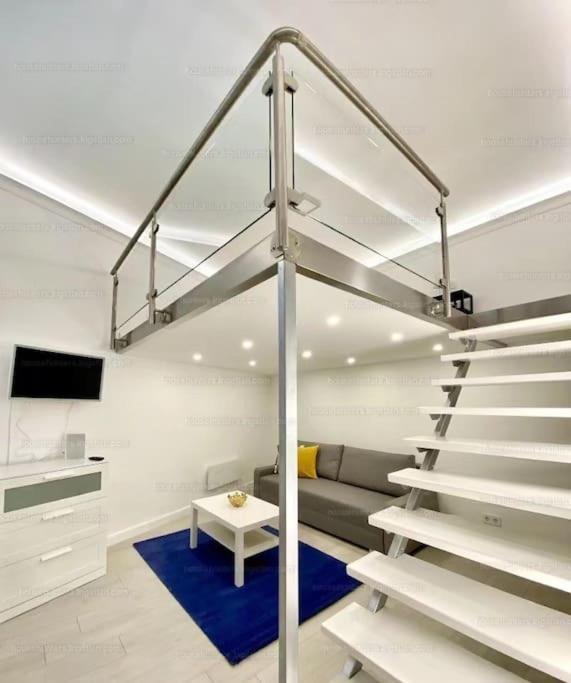 Keleti Palyaudvar Train Station-home Apartamento