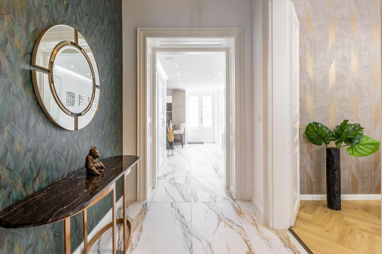 Luxurious Bajcsy Next To The Basilica * Budapest
