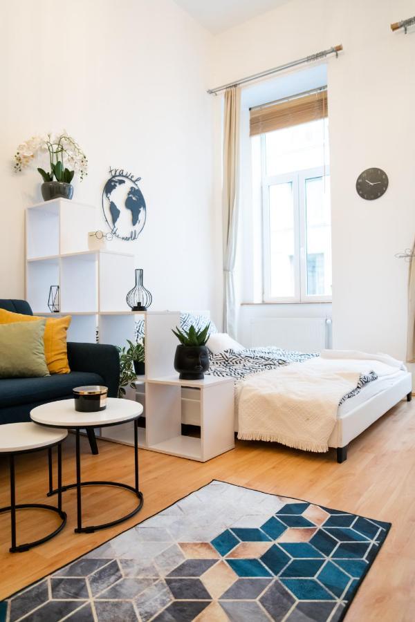 Apartment New Dohany Street *