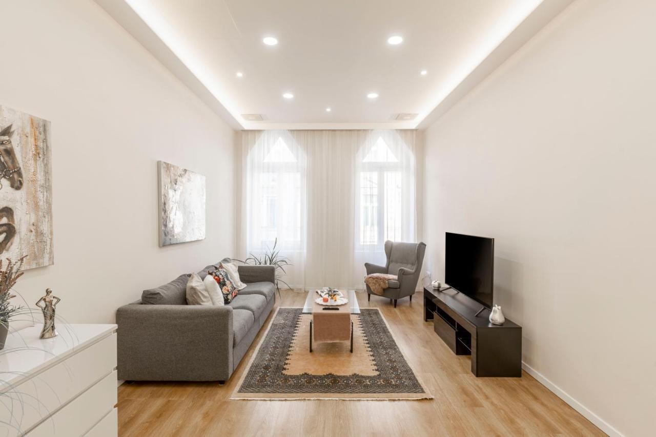 Exclusive Csengery In The Heart Of Apartman *