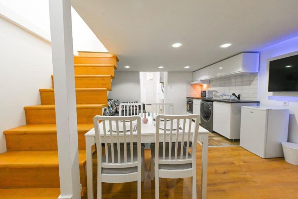 Lovely Flat In Damjanich Street - Leonard Apartamento Budapest