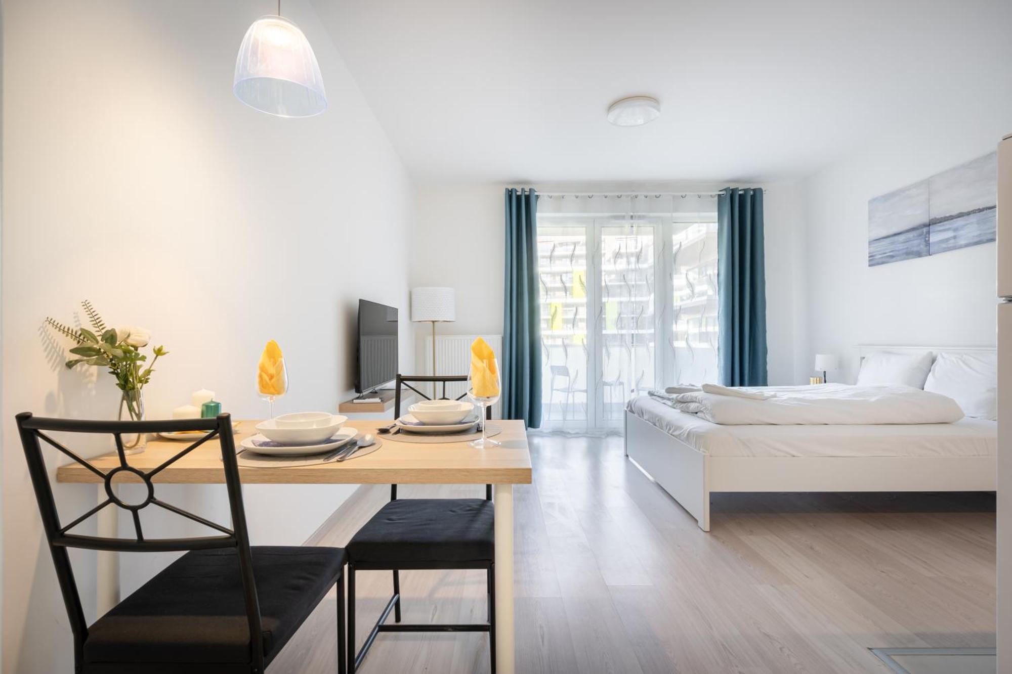 Grand Corvin With Balcony * Budapest