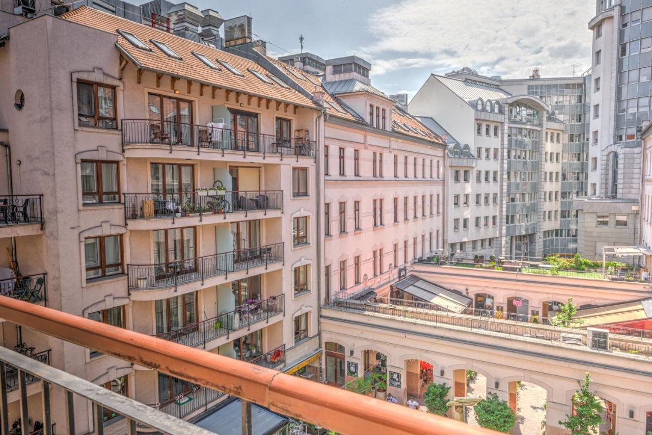 Center Apartamento *