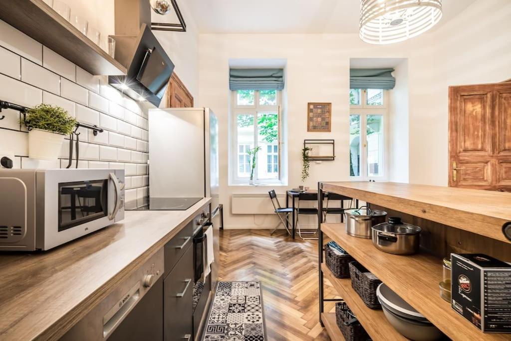 Apartment Krudy Gyula Stunning Fancy Downtown Spot With 2 Br