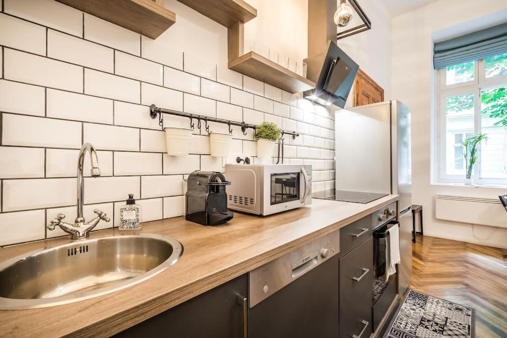 Krudy Gyula Stunning Fancy Downtown Spot With 2 Br