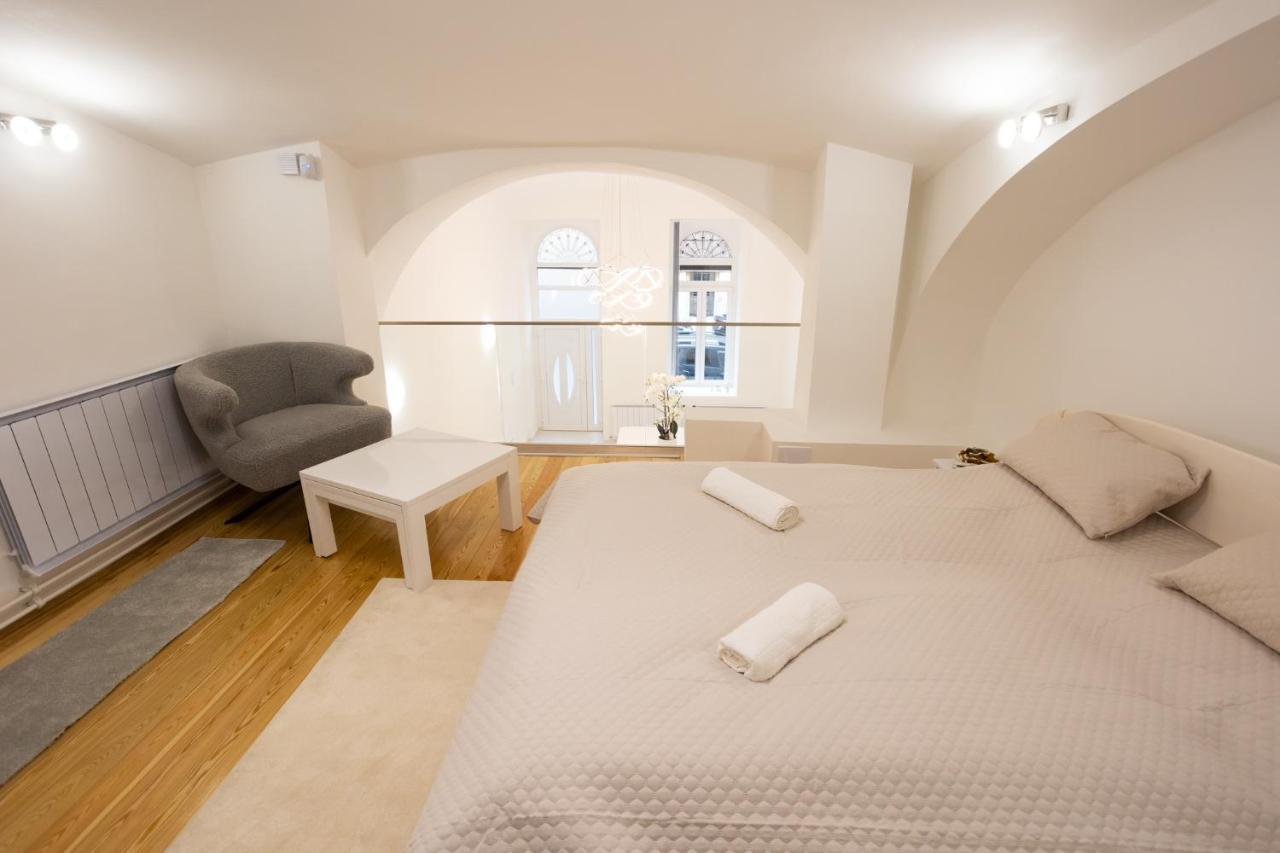 Parliament Exclusive Gallery Apartment Budapest