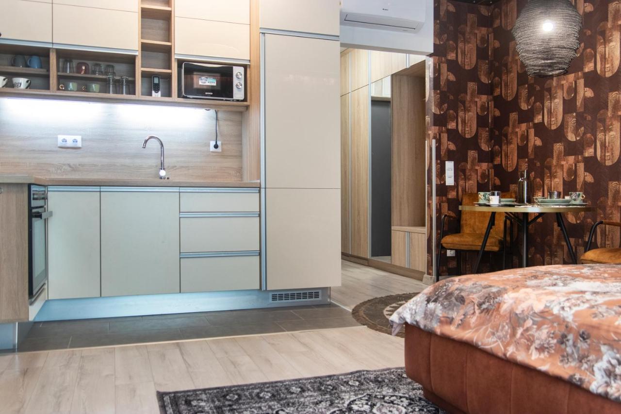 Grand Corvin Apartment *