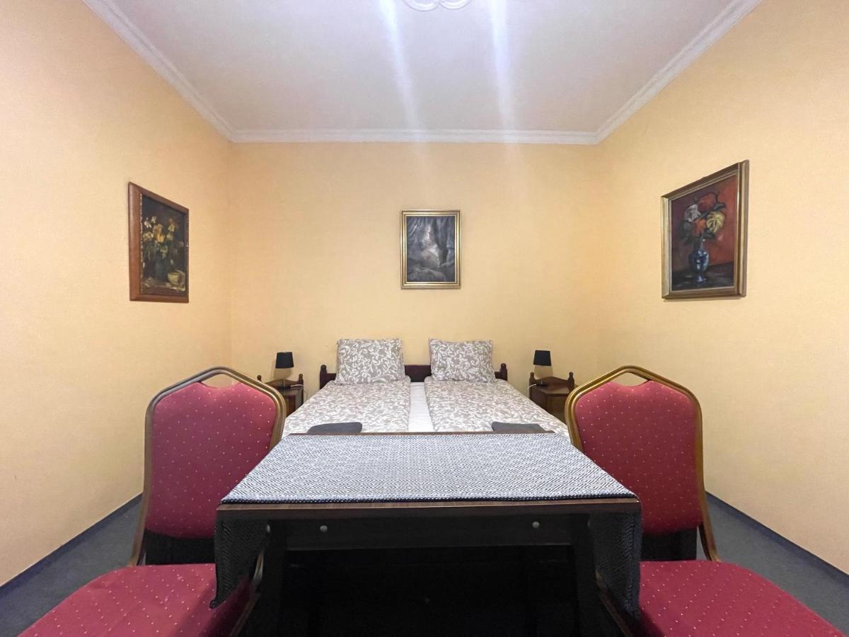 Apartmanhotel Luxi Romantik Budapest