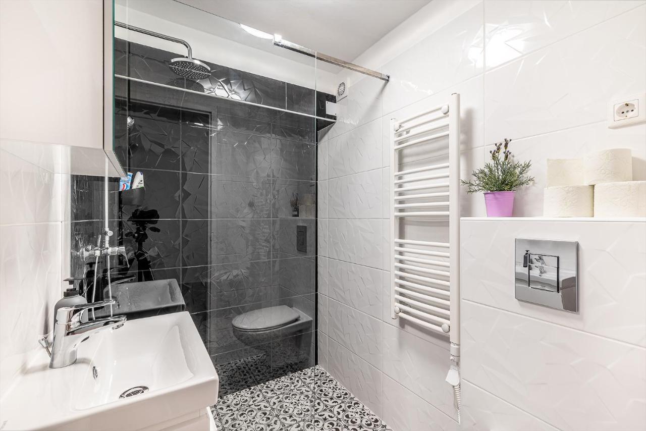 Dob71-cozy Flat In The Center Of Budapest- Recently Renovated Apartmán Budapešť