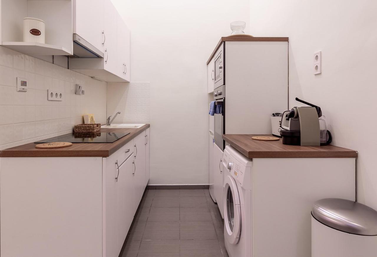 Goldcentral Comfort Apartment *